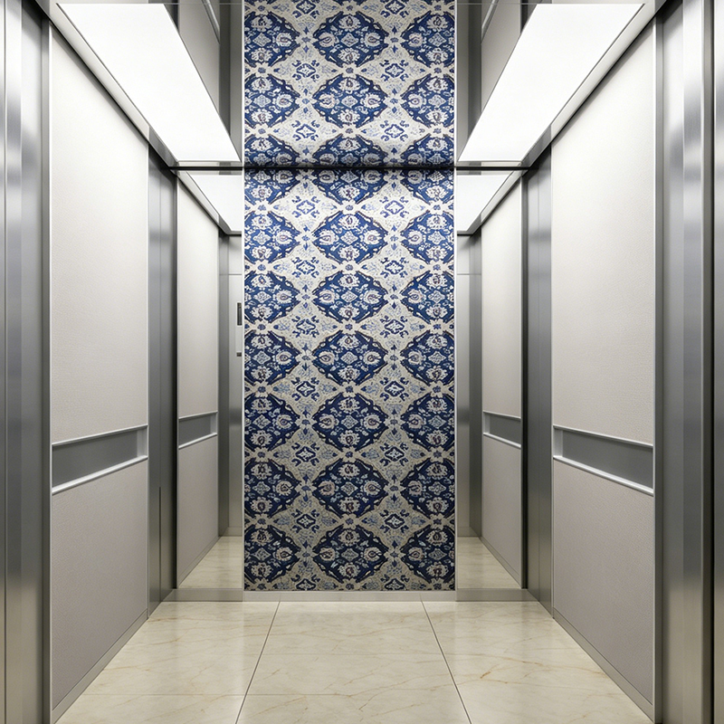 Lift Penumpang dengan Wallpaper Pola Artistik